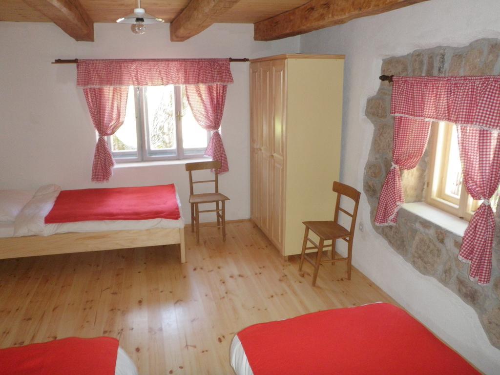 Holiday Home Rizvan City Brusane Экстерьер фото